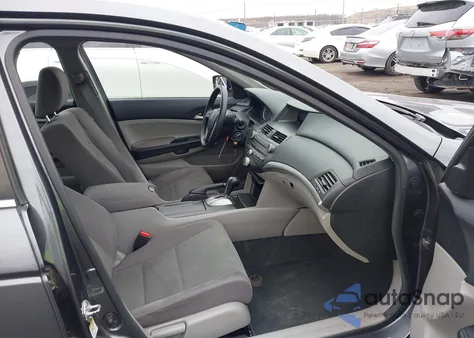 2011 Honda Accord 2.4 Lx z USA, uszkodzony, nr VIN 1HGCP2F30BA053799
